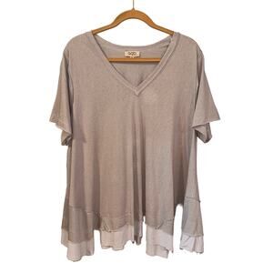 Gigio Plus Size 1X Top Gray V Neck Short Sleeves Ruffled Hem Distressed Edges